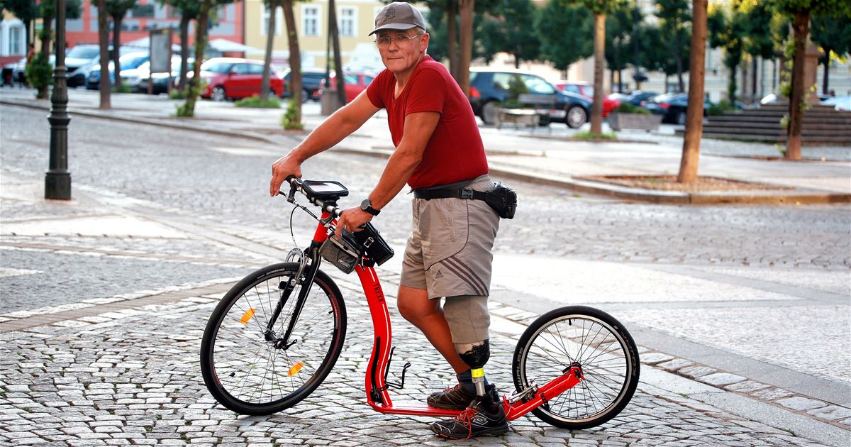 Der Tretroller hat ihm geholfen, ins aktive Leben