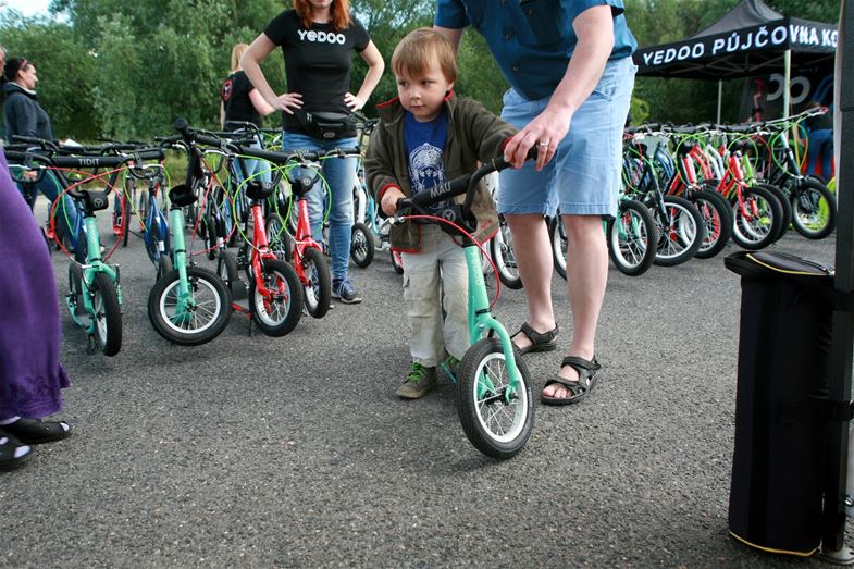 Puedes probar los patinetes Yedoo en varias carreras y eventos. Sigue el calendario de eventos Yedoo.